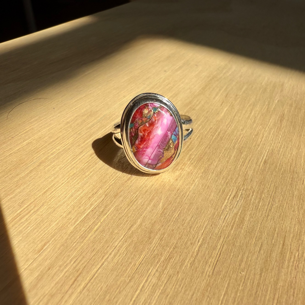 Pink Spiny Oyster Turquoise Ring