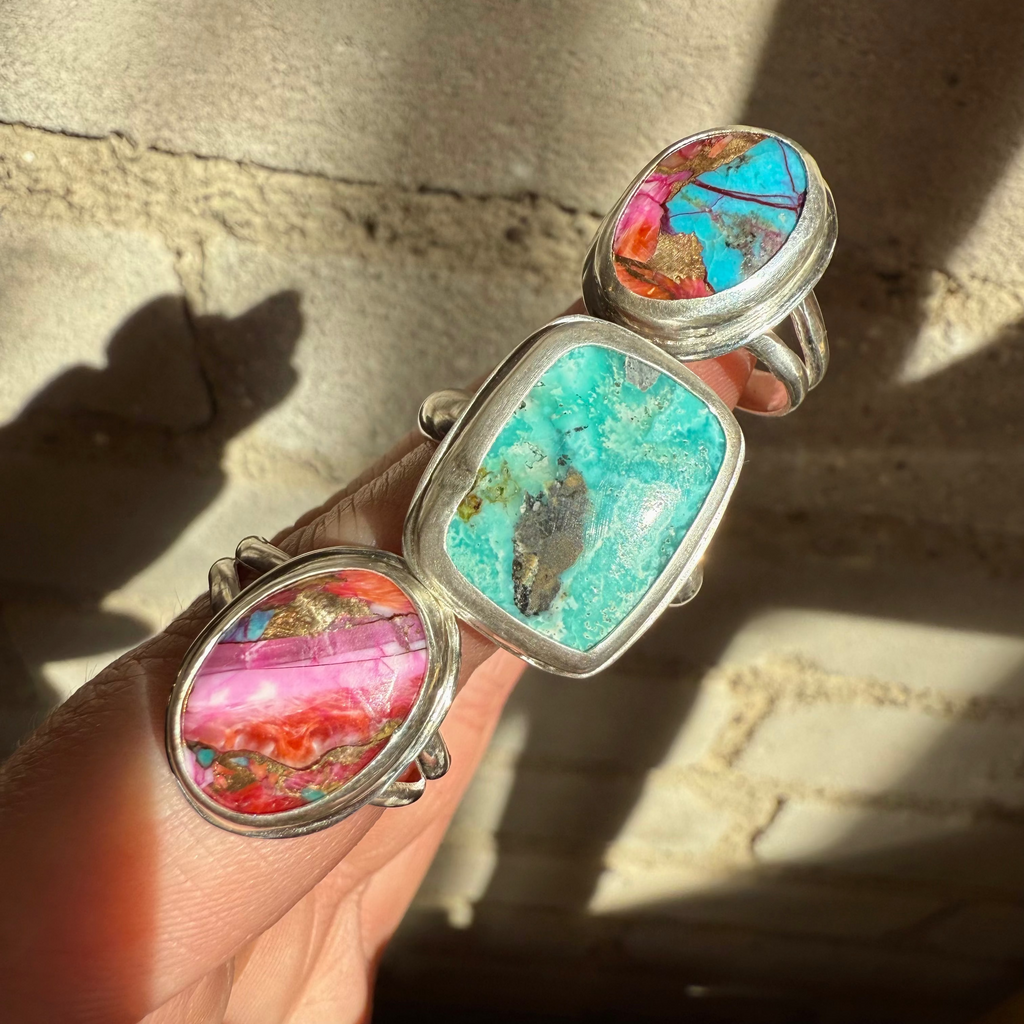 Pink Spiny Oyster Turquoise Ring